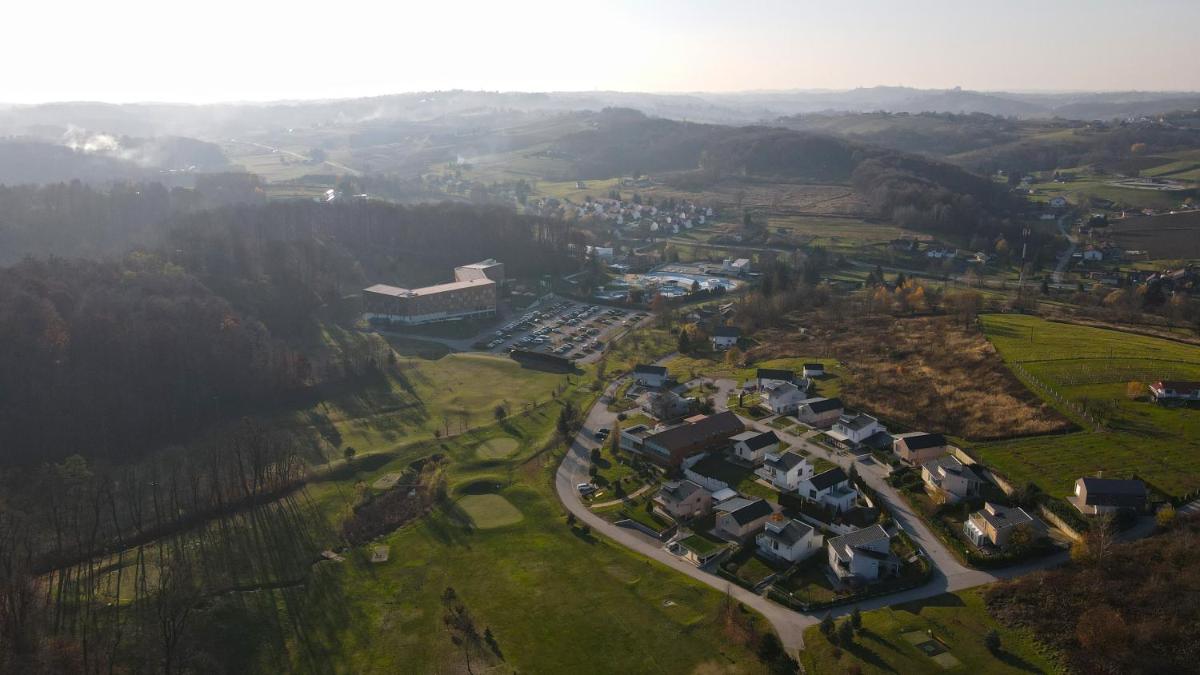 Holiday Home Hanna Toplice Sveti Martin - Housity