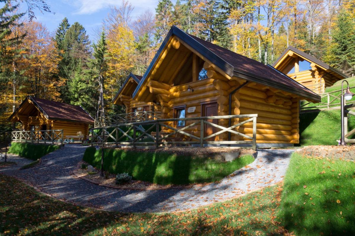 Green Village Ruševec - Housity