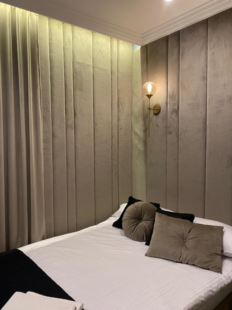 Family & Business Sauna Apartments No 11 Leśny nad Zalewem Cedzyna Unikat - 3 Bedroom with Private Sauna, Bath with Hydromassage, Terrace, Garage, Catering Options - Hizvo