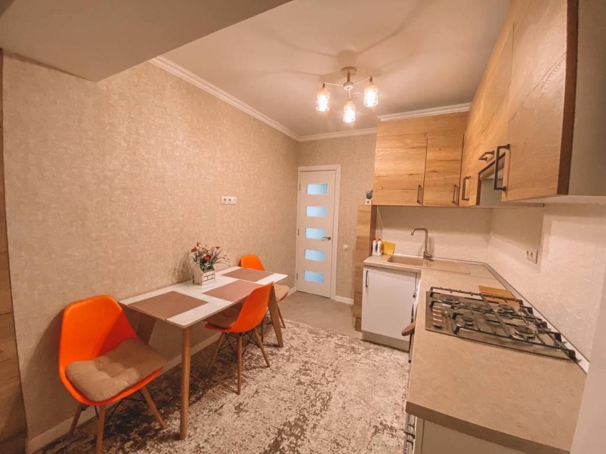 Suitetrails - Sweet Home Apartment
