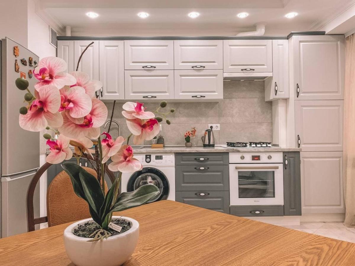 Sparkling Apartment - Housity