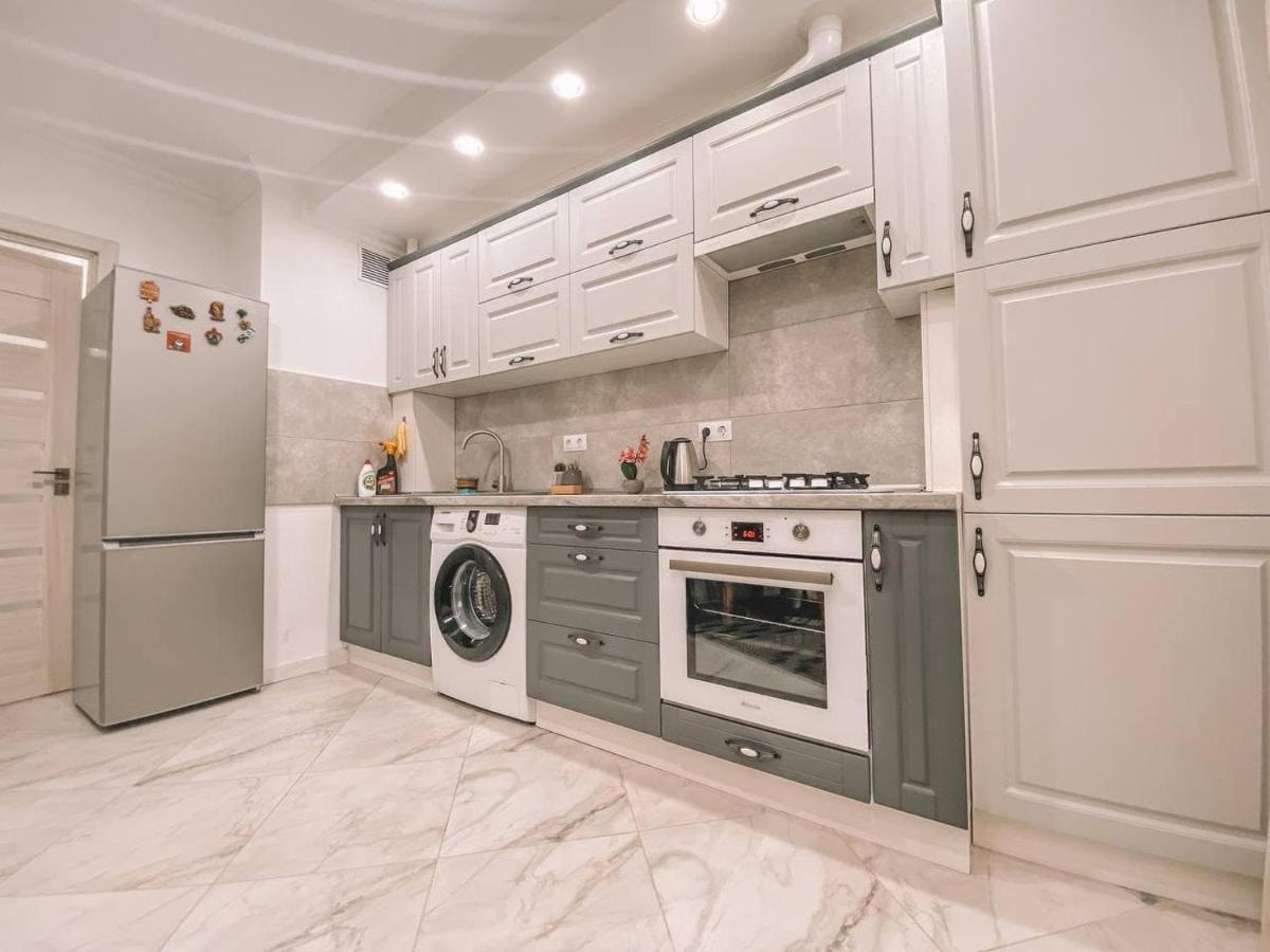 Sparkling Apartment - Housity