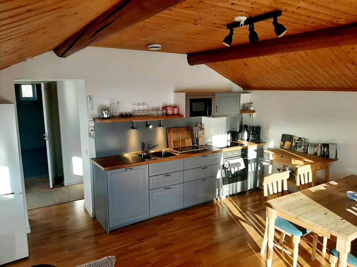 Timmerstugan - Housity