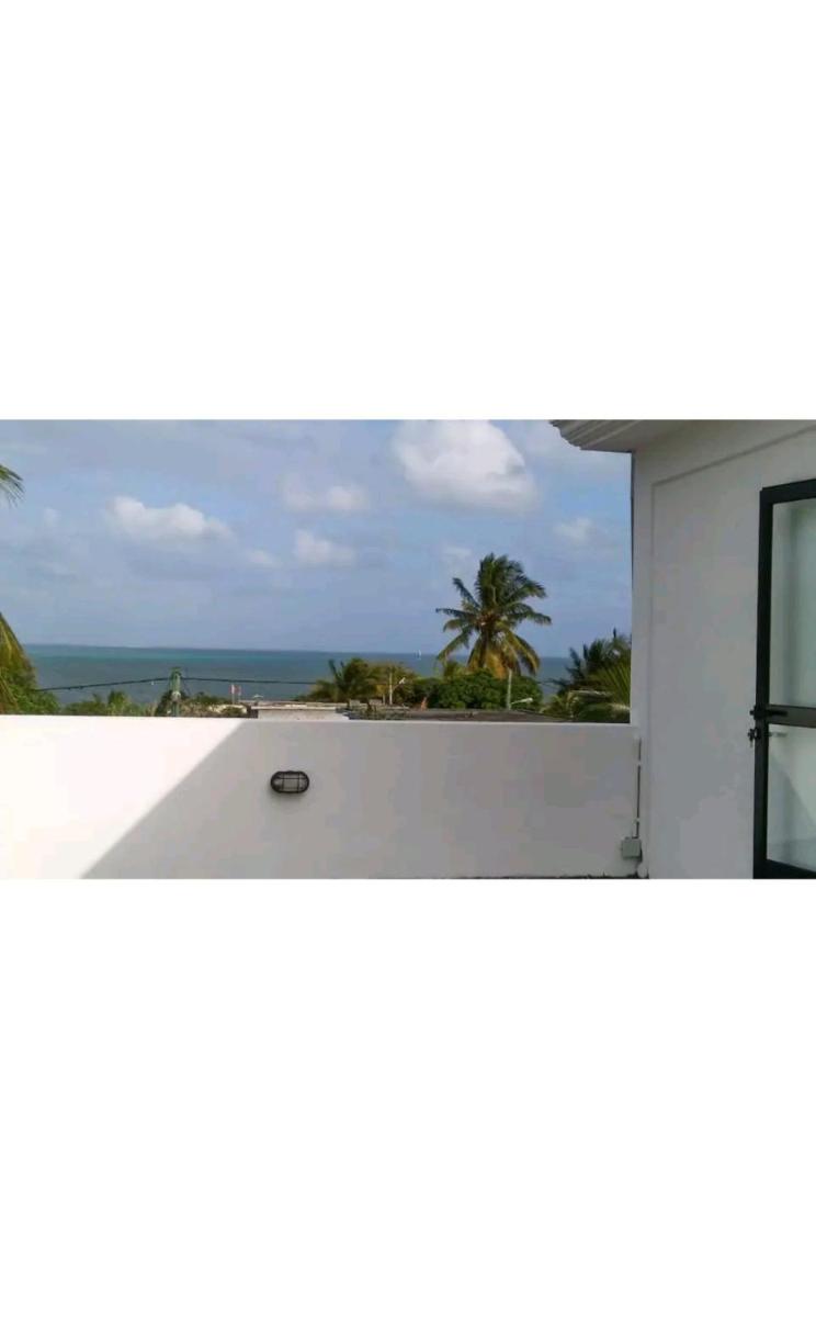 Sunrise Sensation holiday home. - Housity