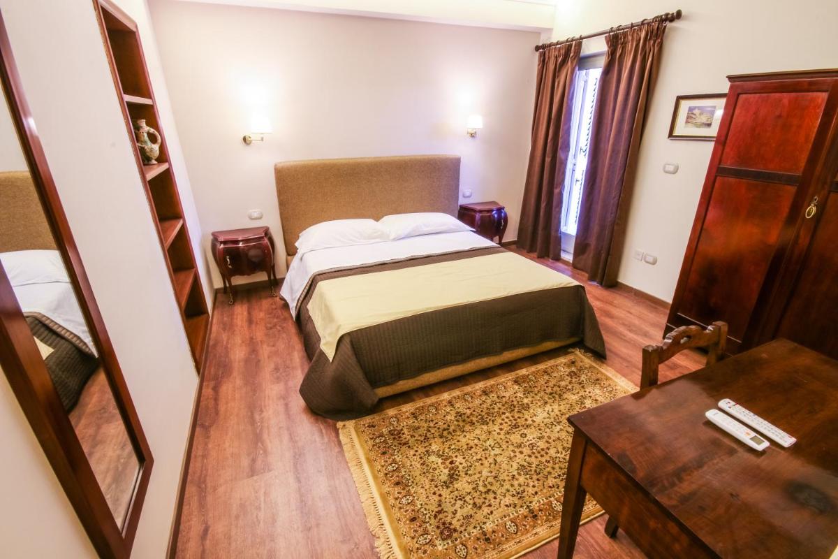96 Guest House - Housity