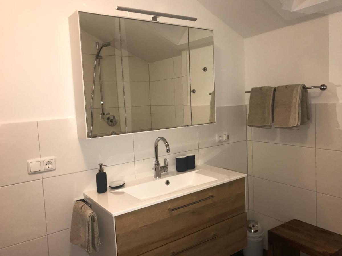 Ferienwohnungen Ortner-Hof inkl. Chiemgaukarte - Housity