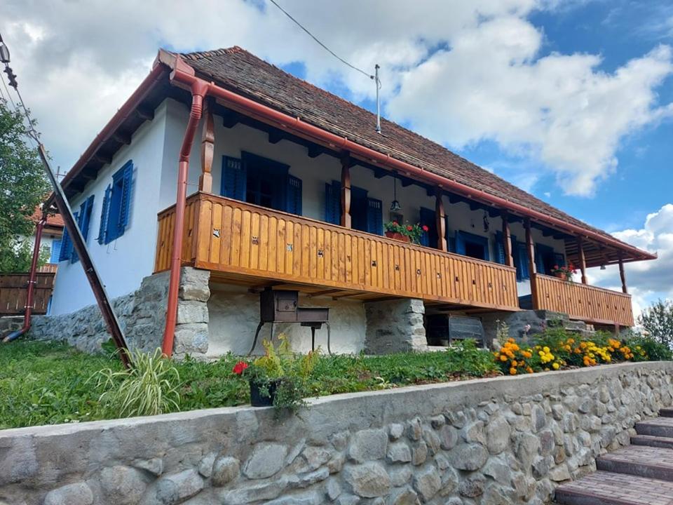 Siklód. Botond Panoráma Kulcsosház (6 fő) Botond Panoramic Chalet - Housity