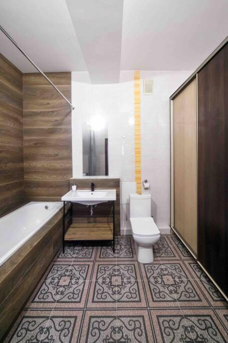 Apartments Chornovola,Lviv - Housity