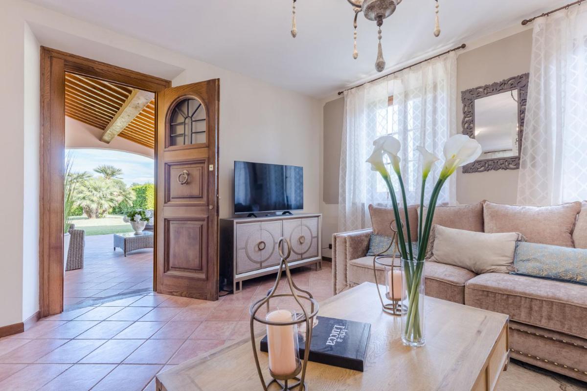Nonna Bianca, a Genuine Farmhouse in Sant'Alessio, Lucca - Housity