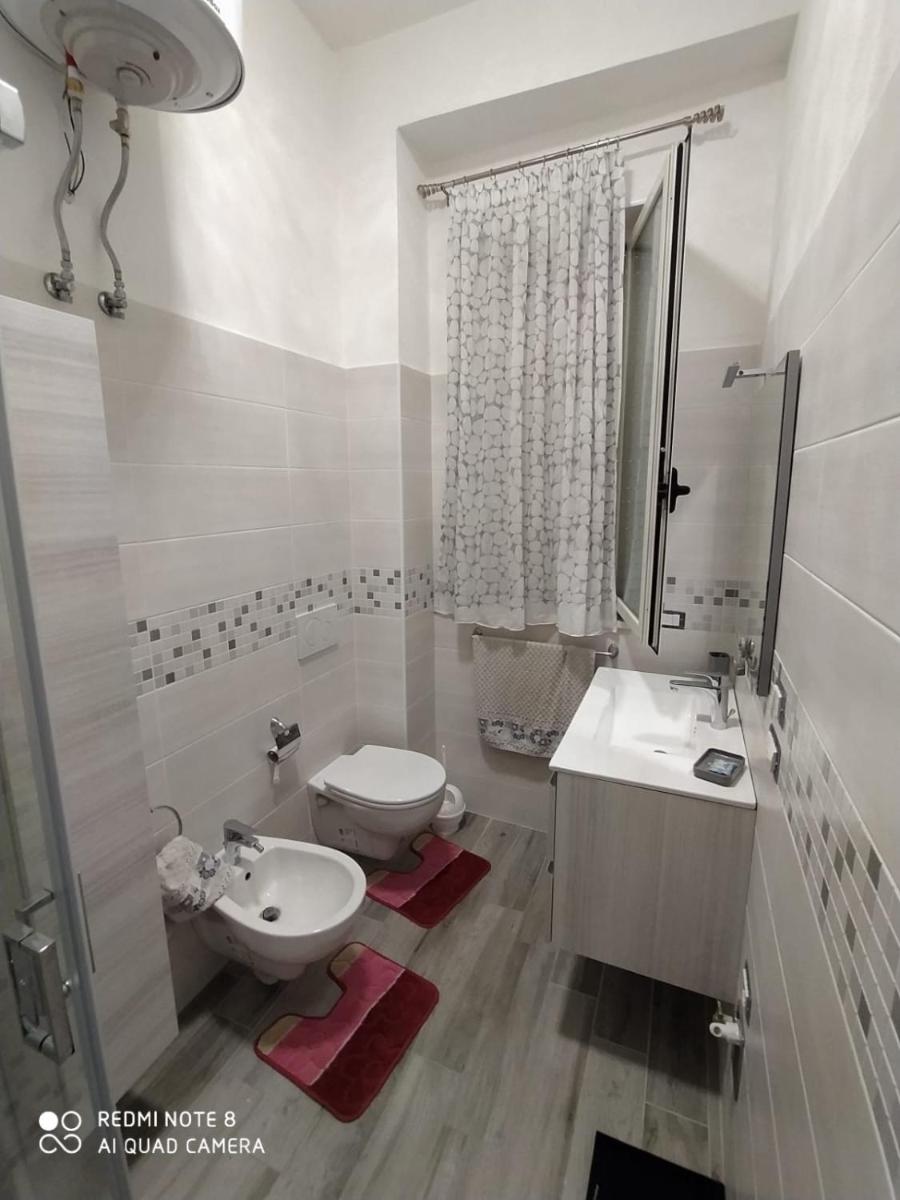 Luxury House - Housity