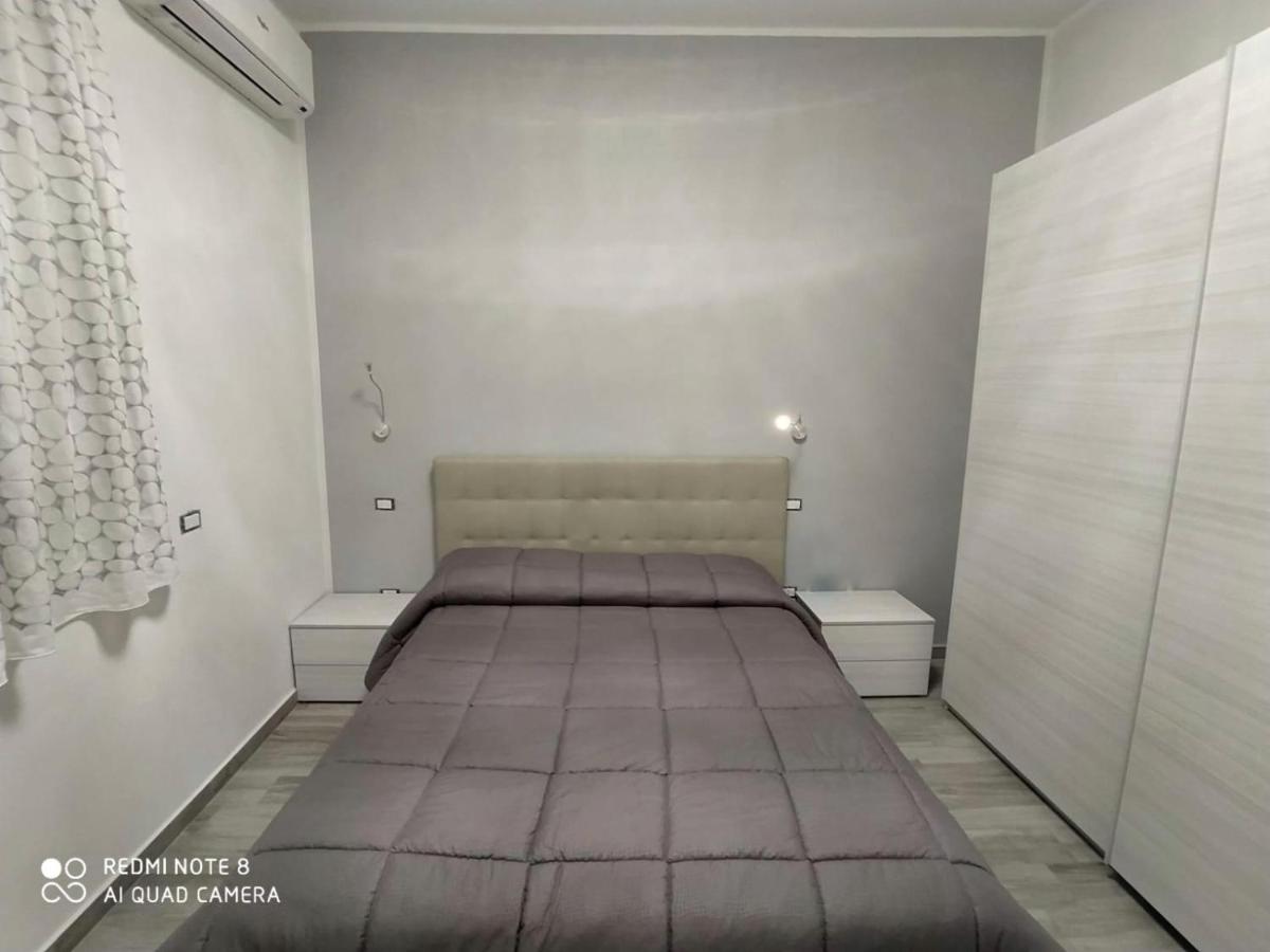 Luxury House - Housity