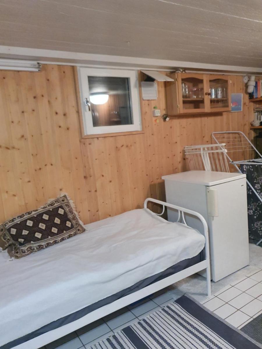 Mukava talo maaseudulla lähellä keskustaa - Hizvo