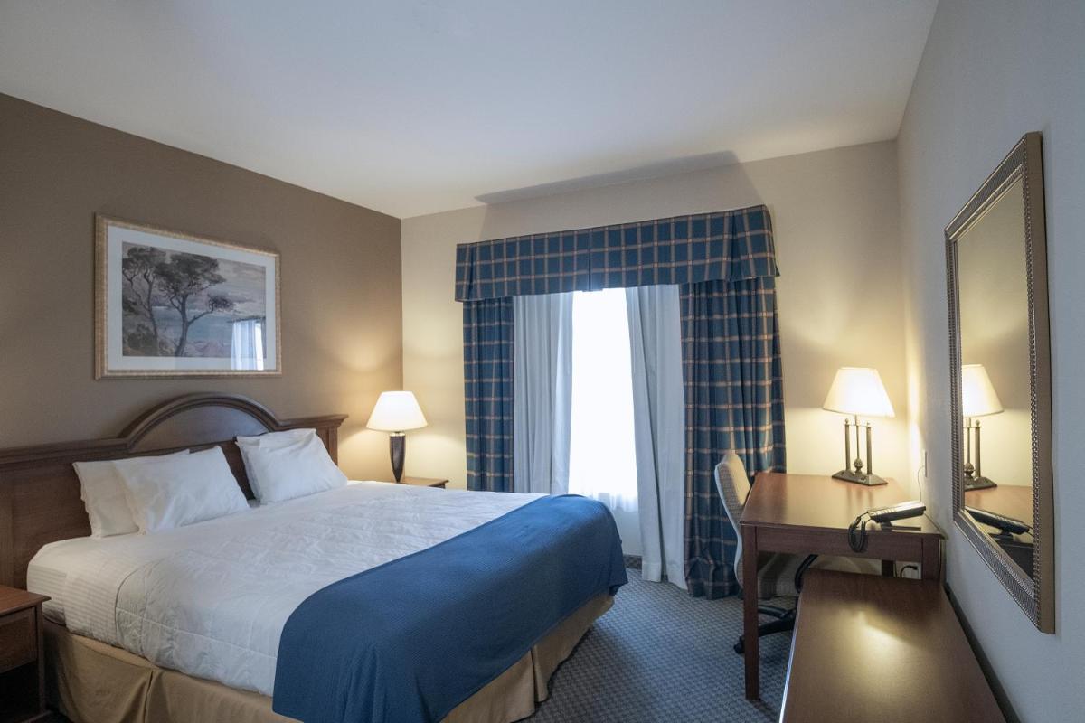 Oasis Inn and Suites Joshua Tree -29 Palms - Housity