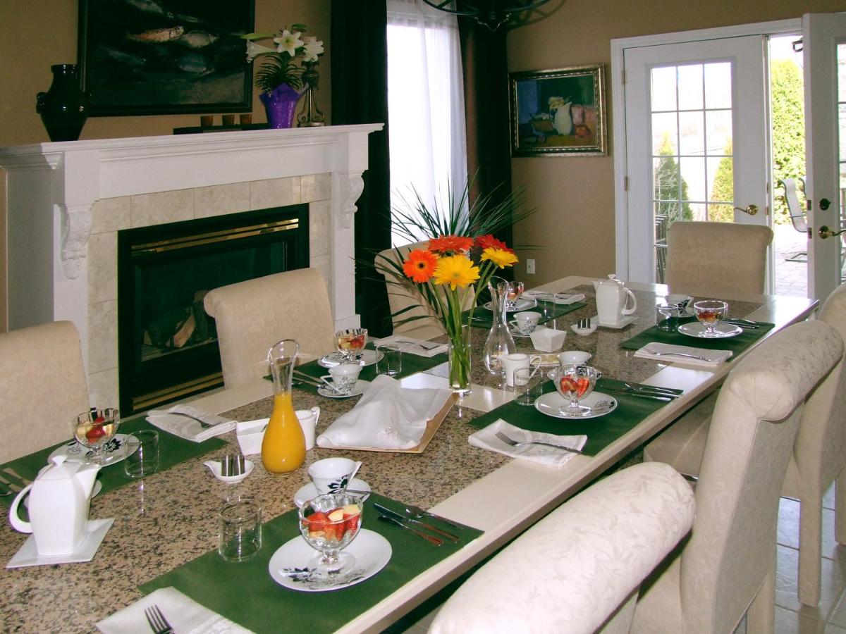 In Elegance - Housity