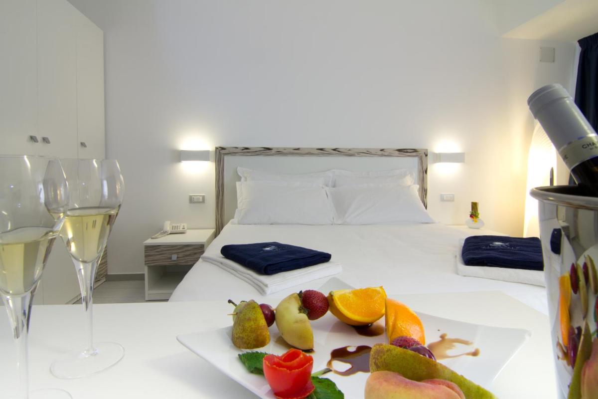 Hotel Miramare - Housity