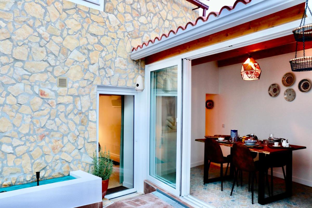Constância Guest House - Housity