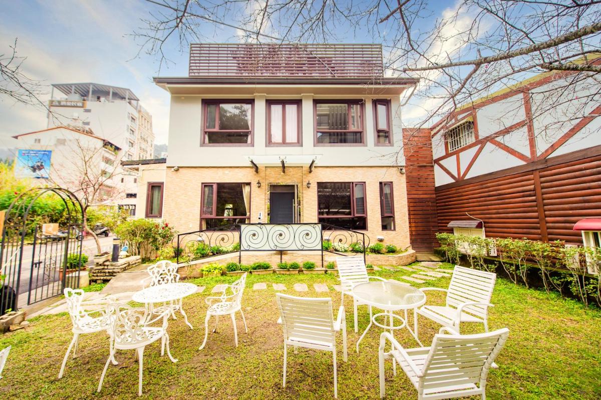 Moonlake B&B - Housity