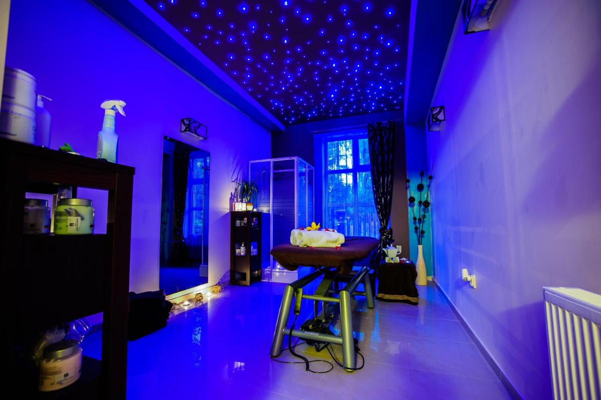 Hotel Jan - Housity
