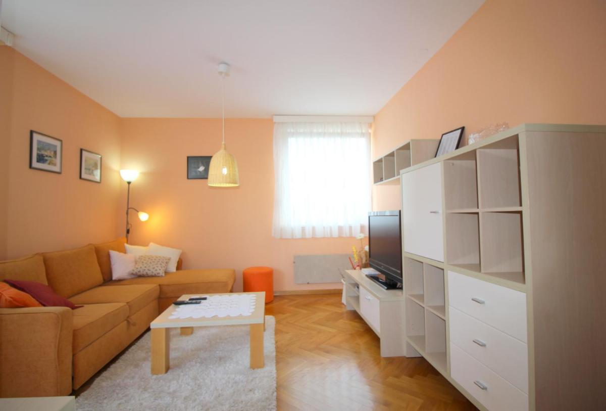 Apartment Vojka in city center - Hizvo