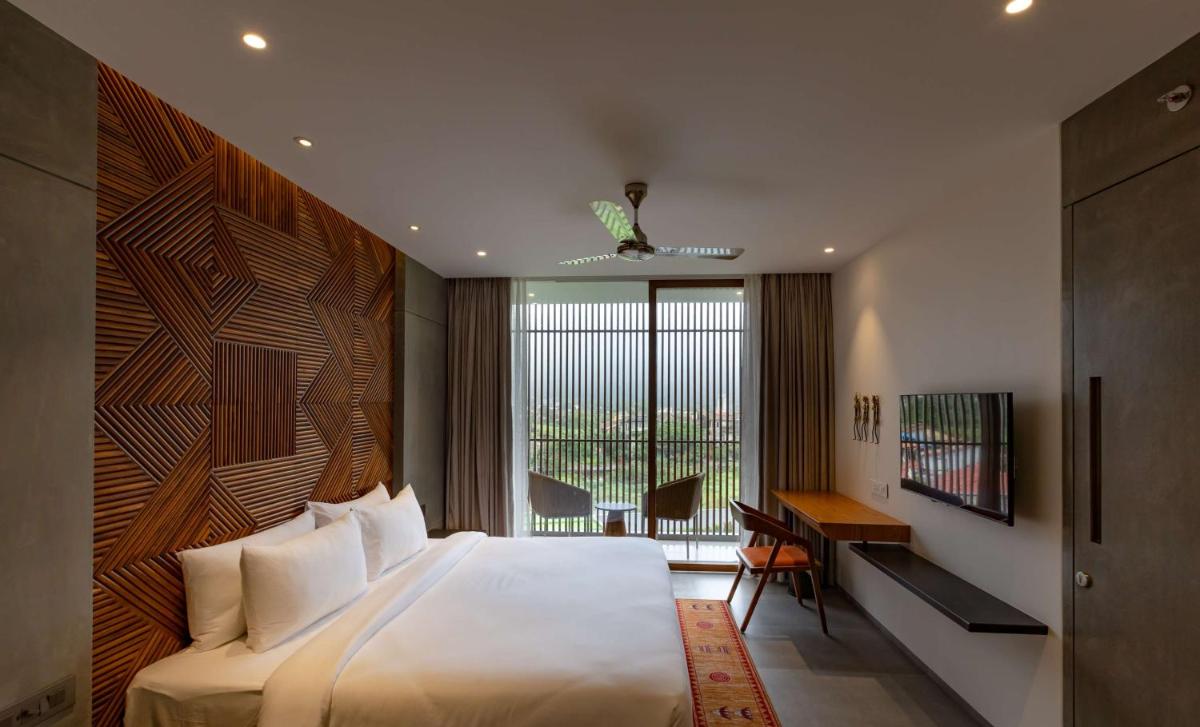 Radisson Resort and Spa Lonavala - Housity