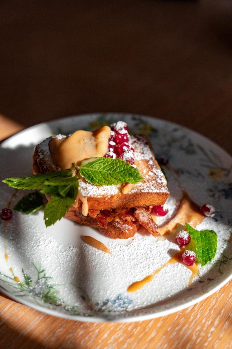 Essen im Hotel oder in der Nähe Essen im Hotel oder in der Nähe