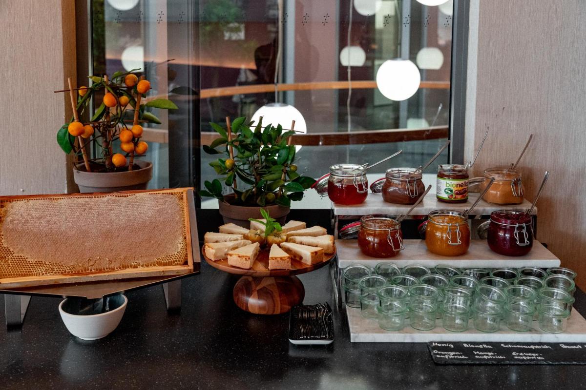 Essen im Hotel oder in der Nähe Essen im Hotel oder in der Nähe