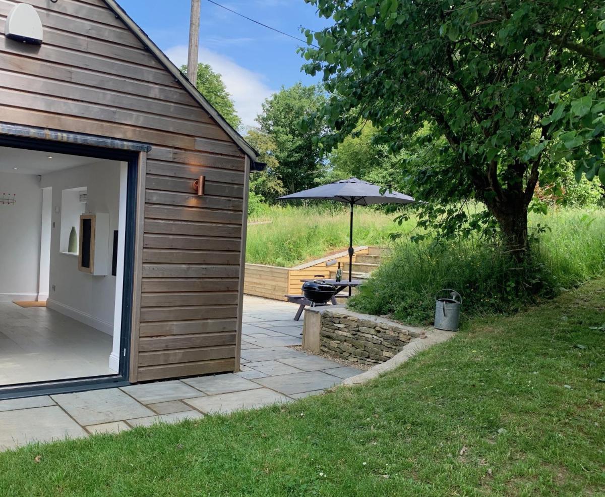 Cosy Cotswolds Retreat near Bath & Castle Combe - Housity