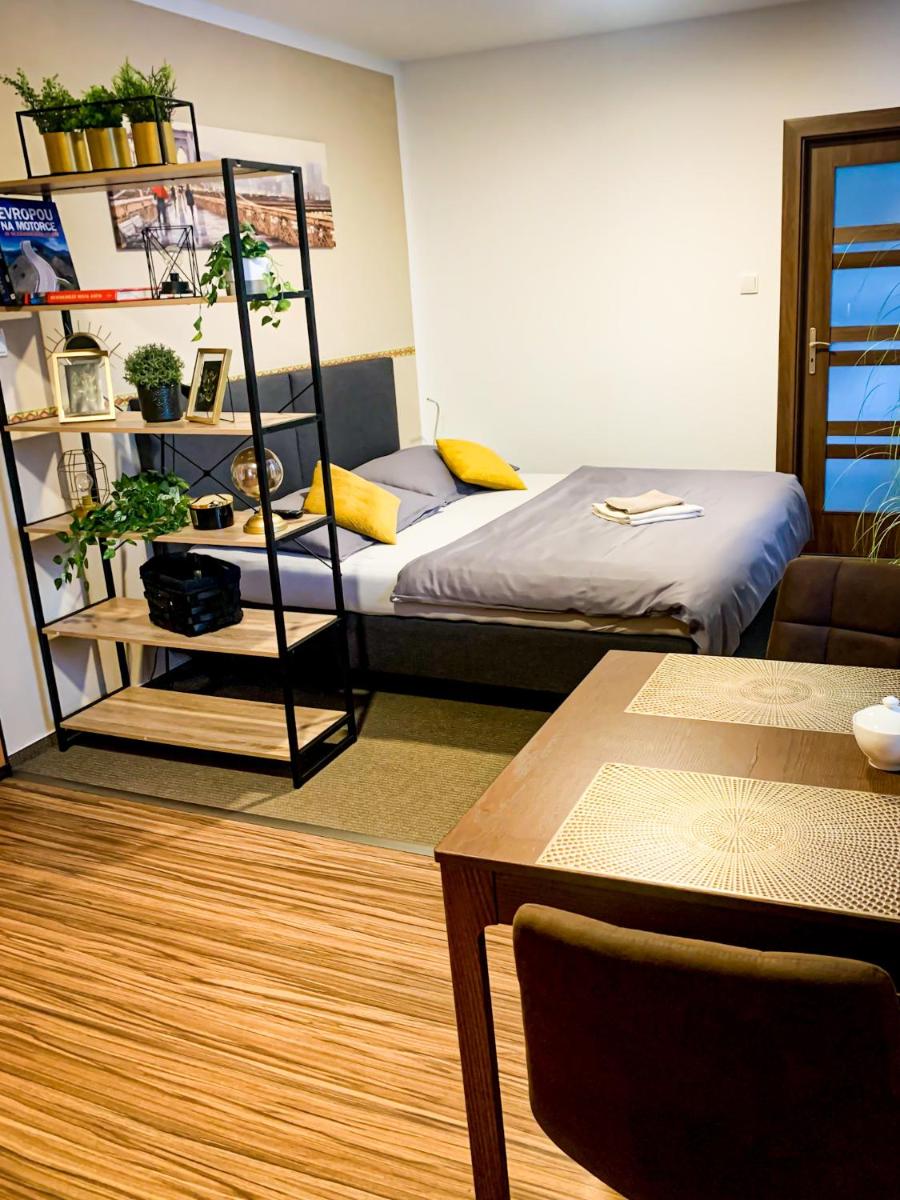 JP-KU ubytování Kadaň - Housity