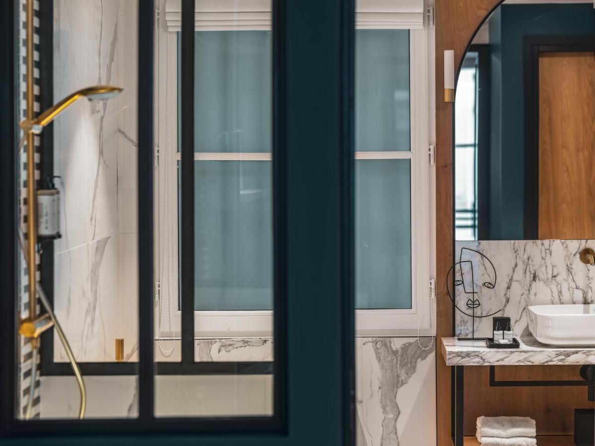 Salle de bains dans l'établissement Dandy Hotel