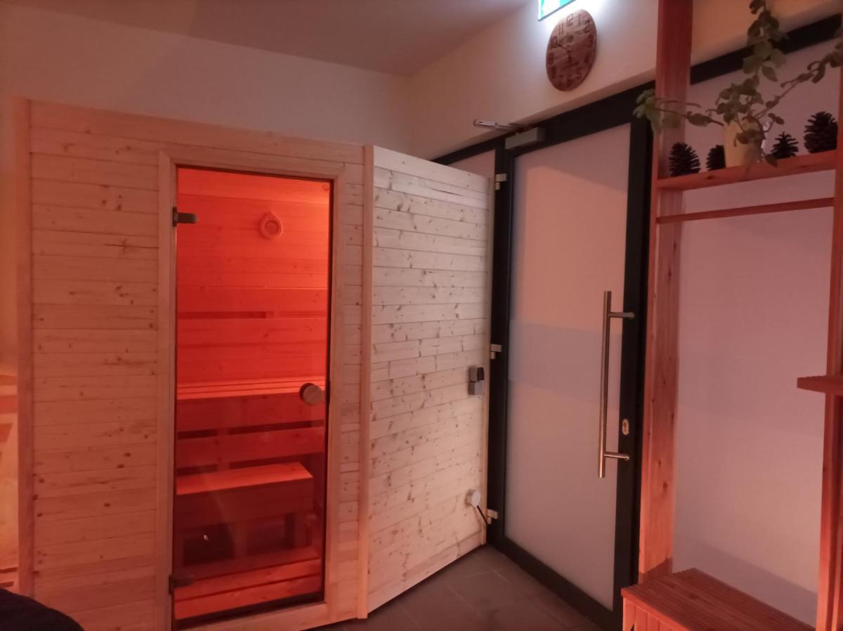 Private Relax Armonia Wellness Apartment - Housity