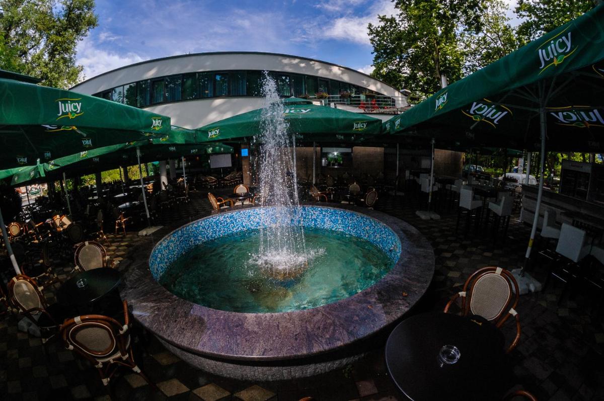 Hotel Paviljon - Housity