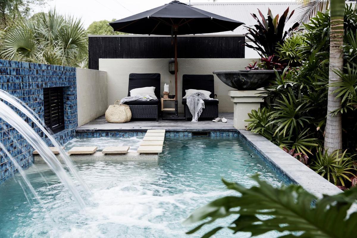 The Villas of Byron - Housity