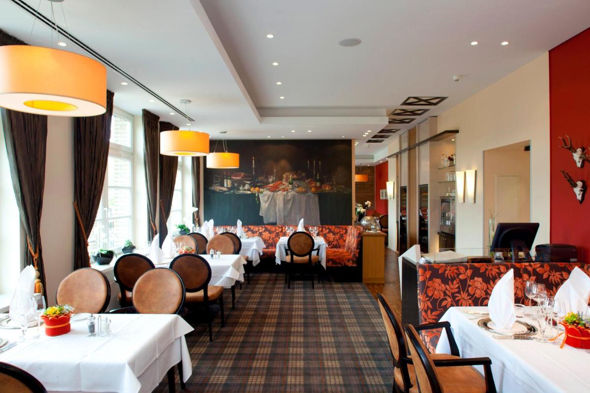 Romantik Hotel Waldschlösschen - Housity