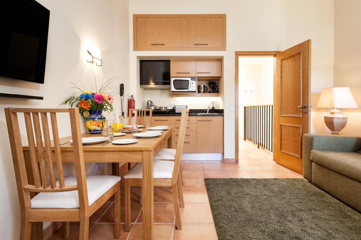 A cozinha ou kitchenette de Pestana Palm Gardens