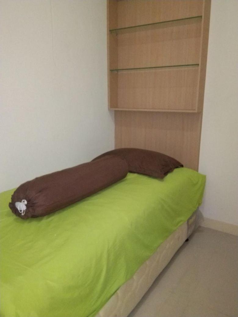 Suitetrails - Apartemen Green Pramuka City