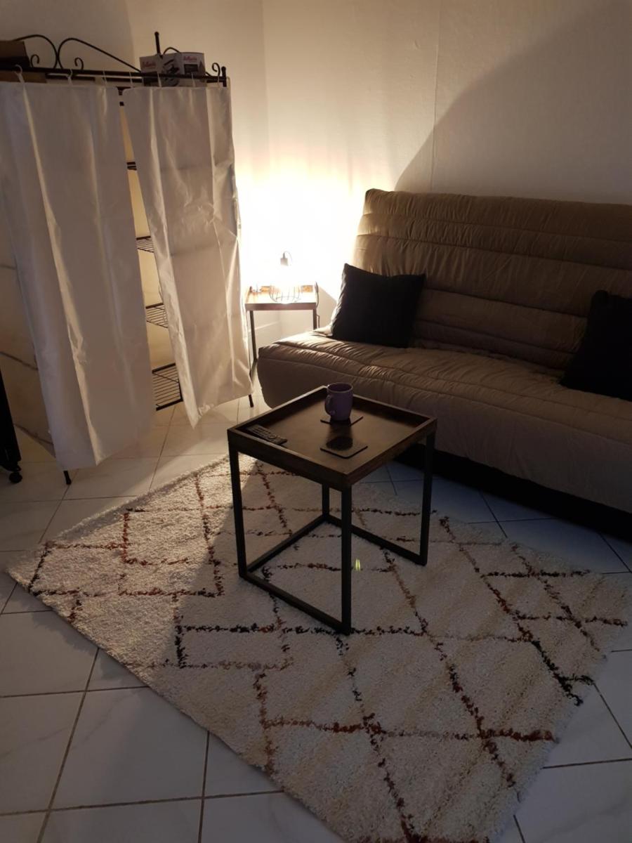 Home Gesteasy à 2 pas de la gare, trés calme - Housity