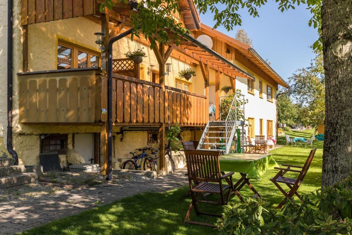 Apartment-mit-Balkon - Housity