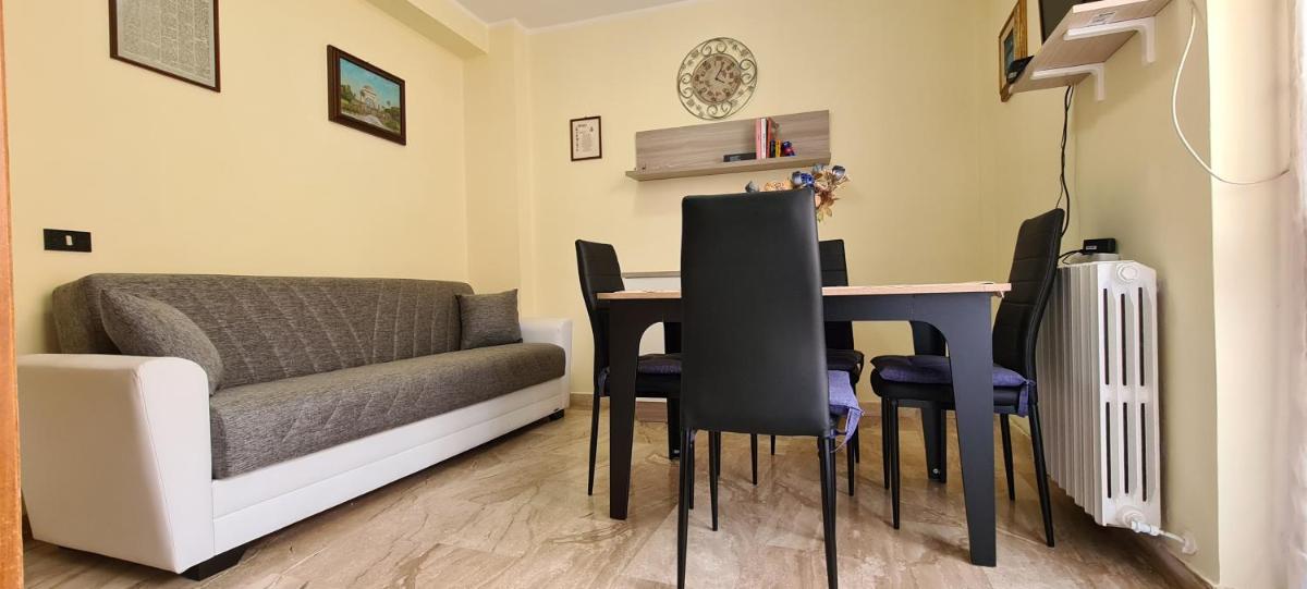 EM Holiday Apartment2 - Housity
