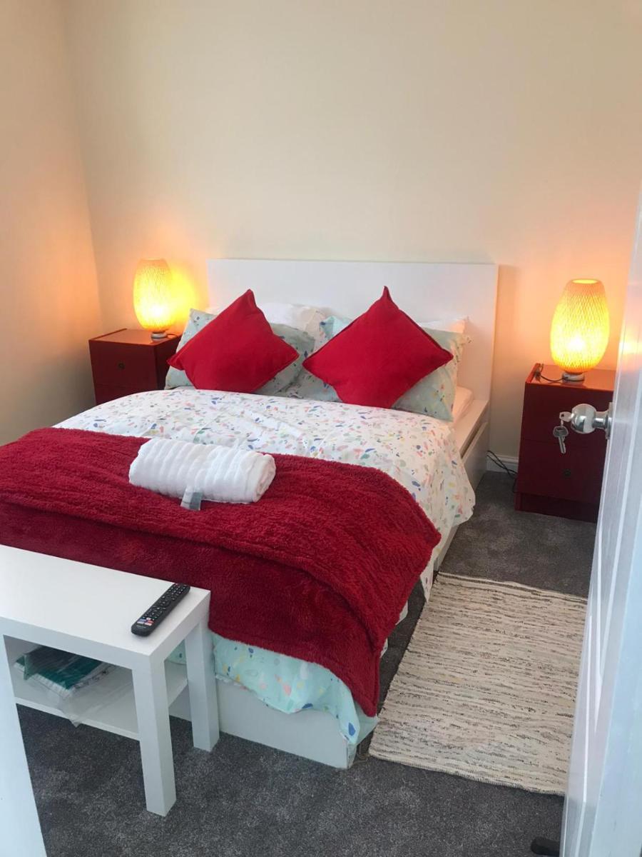 Suitetrails - Luxurious & Spacious 5 Bedroom Property
