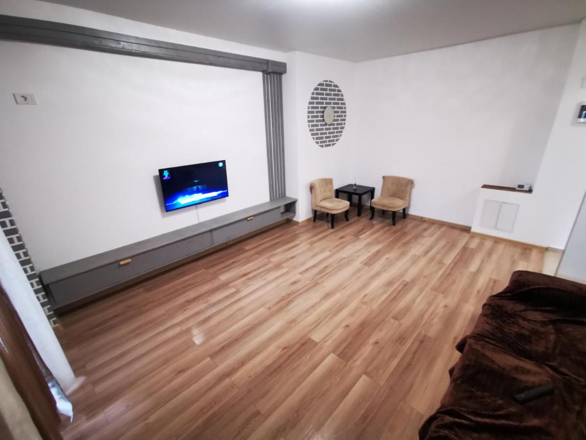 Suitetrails - Stylish Apartment