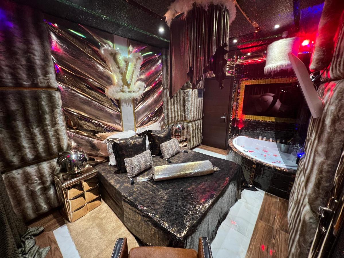 Suitetrails - Priamos Hotel Erato