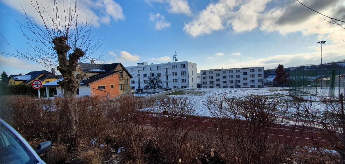 Garsoniera-Bezdružice - Housity