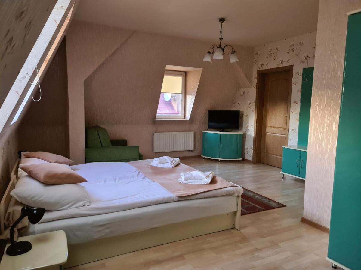 Hotel Mimoza - Housity