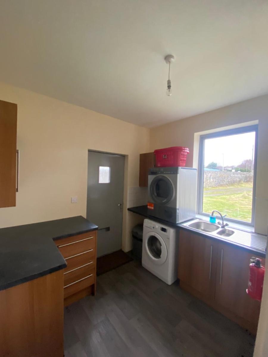 Little Ship Inn Rooms - Housity