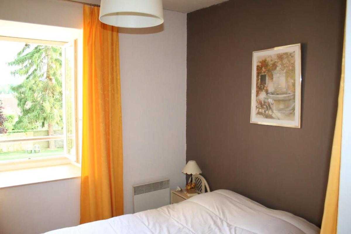 Villa charmante a Montfaucon avec piscine privee - Housity