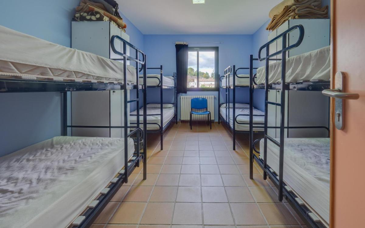Camping Alberg Municipal Tivissa - Housity