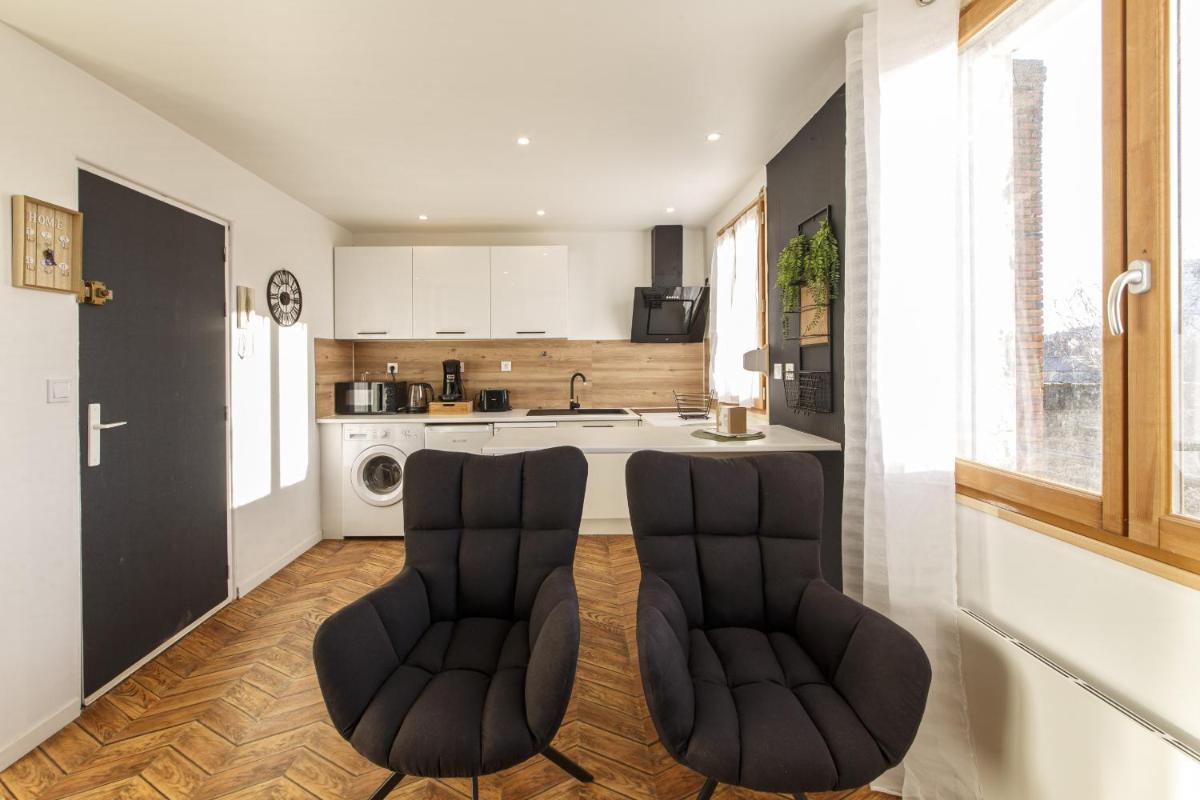 Le Patio - Duplex verdoyant proche centre-ville - Housity