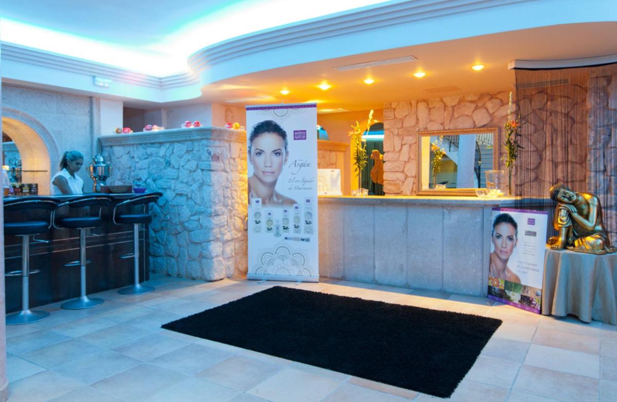 Imagen de la galería de Lago Garden Apart-Suites & Spa Hotel, en Cala Ratjada
