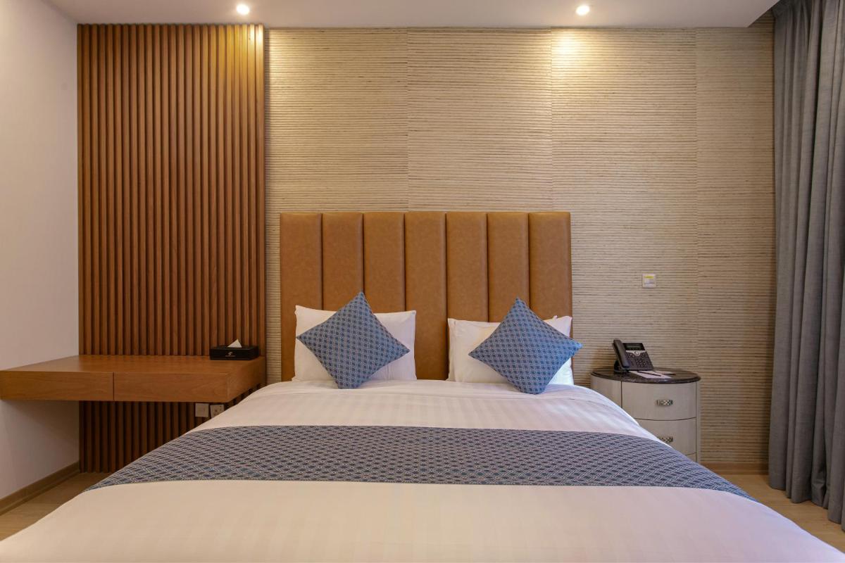 Sarwat Park Hotel Riyadh - Diplomatic Quarter - Housity