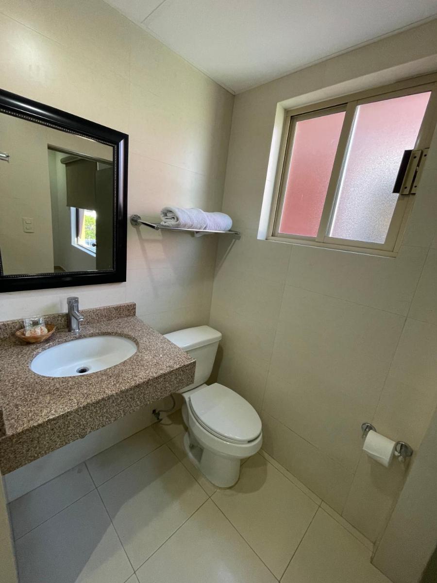 Hotel el Mayo Inn - Housity